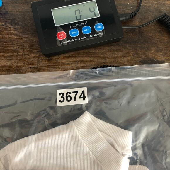 ANWND Women's White Long Sleeve Rib Knit Cropped Top with String Tie - S/M - Picture 15 of 15